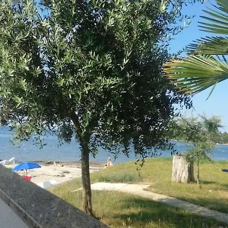 Comfortable In Zambratija, 40 M², Near Beaches. *