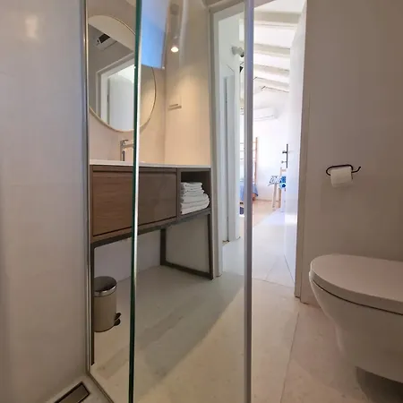 Comfortable In Zambratija, 40 M², Near Beaches. Apartmán