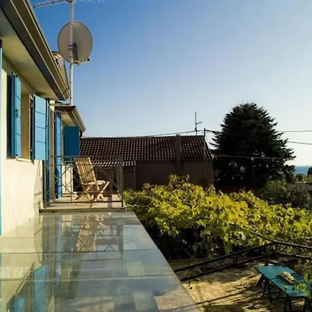 Comfortable In Zambratija, 40 M², Near Beaches. *