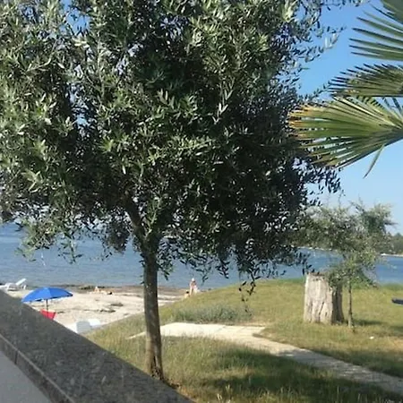 Comfortable In Zambratija, 40 M², Near Beaches. *