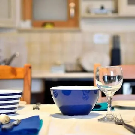 Apartman Comfortable In Zambratija, 40 M², Near Beaches.