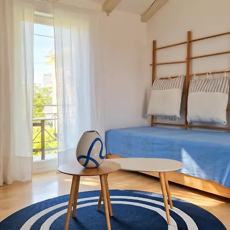 Apartman Comfortable In Zambratija, 40 M², Near Beaches.