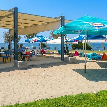 Apartman Comfortable In Zambratija, 40 M², Near Beaches.