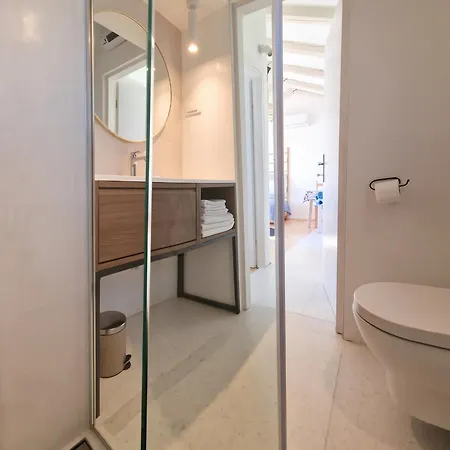 Apartman Comfortable In Zambratija, 40 M², Near Beaches.