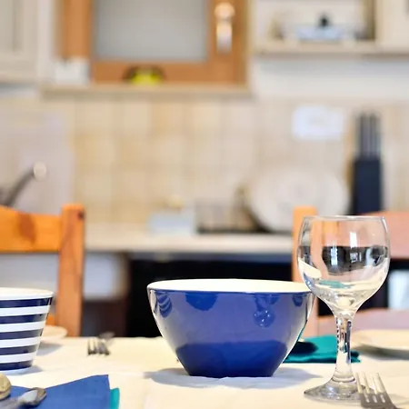 Apartman Comfortable In Zambratija, 40 M², Near Beaches. Zambratija (Istria)